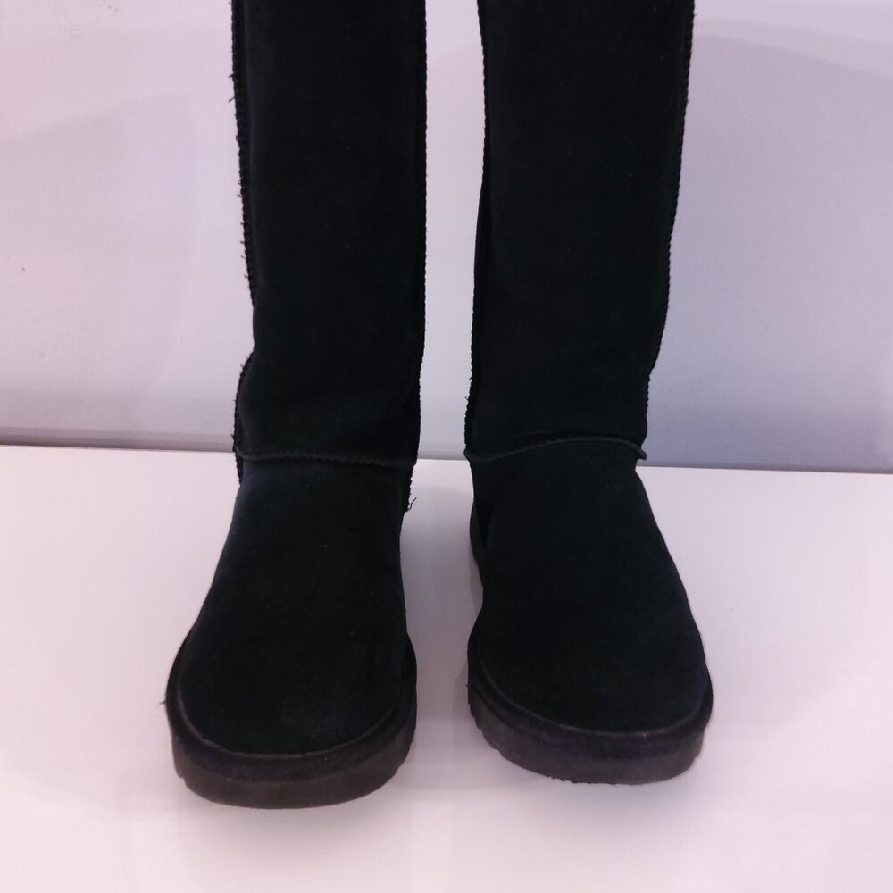 Tall Ugg Boots - Picture 8 of 11